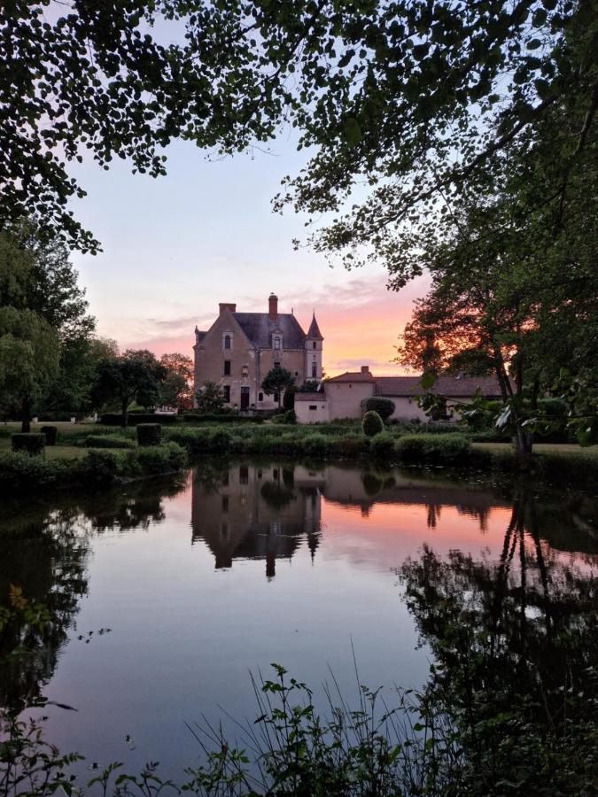 Chateau De La Verie Шаллан Экстерьер фото